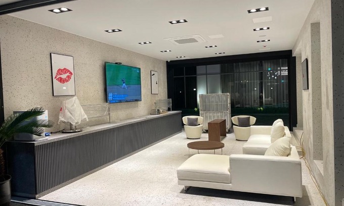 Wonju Hotel | Gorilla Hotel