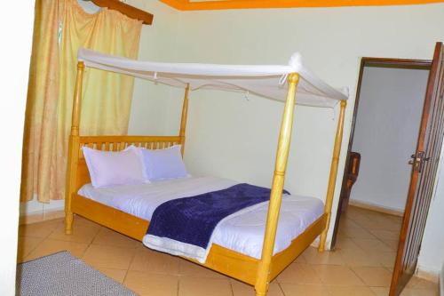 Kisoro Hotel | Gorilla Land Guest House