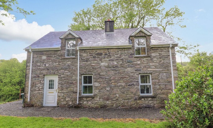 Tahilla Cottage | GORTAGOWN COTTAGE, family friendly in Sneem, County Kerry
