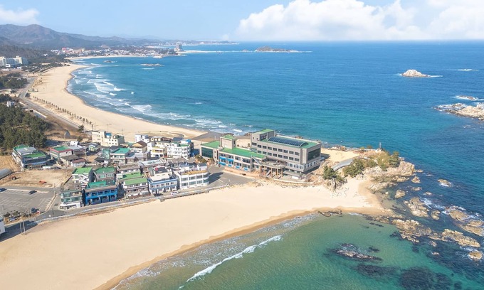 Goseong-gun House | Goseong Cnblue Oceanview Pension