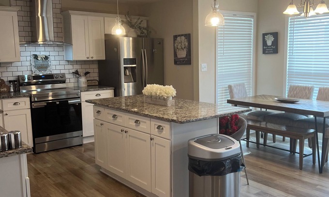 Gracewood House | Goshen Lake Golf Club Retreat