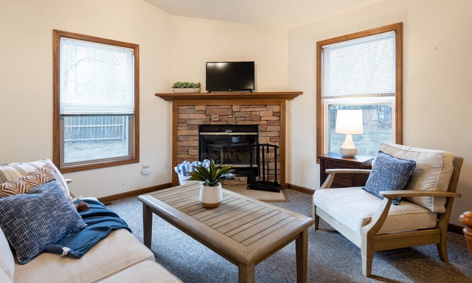 Saugatuck Cottage | Goshorn Lake Resort Cottage #4