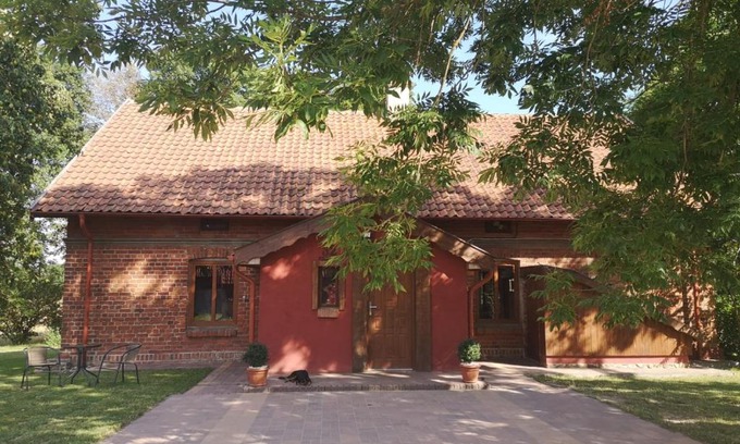Szeligi House | Gospodarstwo Agroturystyczne "Dom na kolonii"