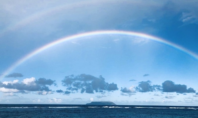 La Desirade House | the blue house and its garden