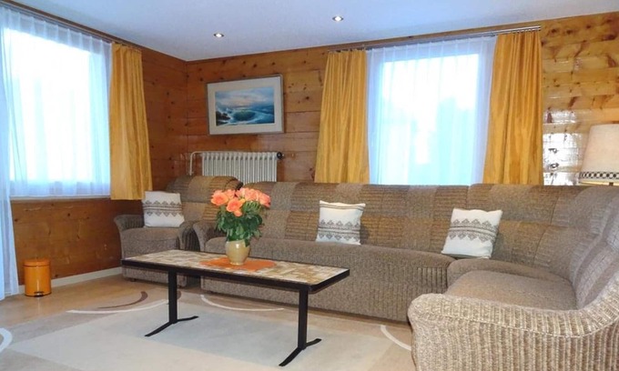 Graechen Apartment | Grächen CH: 5-room apartment with mountain view 4 - 9 people (incl. Parking spot)