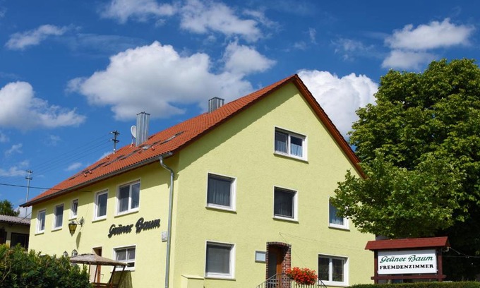 Langenau Bed & Breakfast | Grüner Baum
