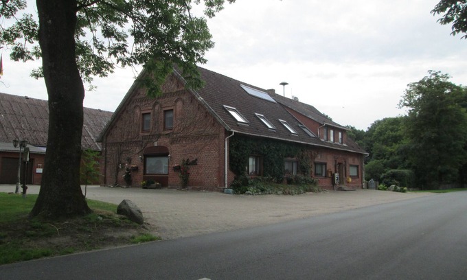 Hainmuhlen Apartment | Gr. Apartment near the North Sea 4-6 people- Elbe-Weser - Geestland -Golf course - fitters