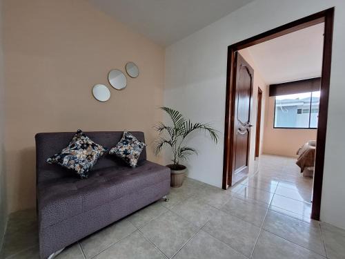 Santo Domingo de los Colorados Apartment | Grande departamento cerca al Shopping y con garage
