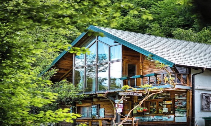 Foca Cabin | Grab Cabin