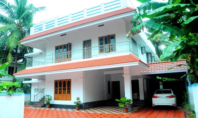 Thrissur Bed & Breakfast | Grace Guest Home