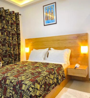Lome Hotel | GRACE LODGE