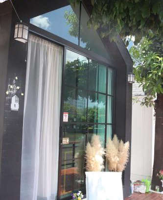 Lat Krabang Hotel | Grace Riverfront