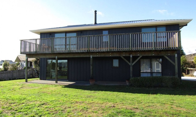 Richmond Heights House | Grace Terrace - Large family home