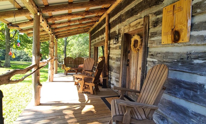 Pilot Mountain Cabin | Graceland Farm 200 yr old rustic cabin located near the heart of Pilot Mtn, NC