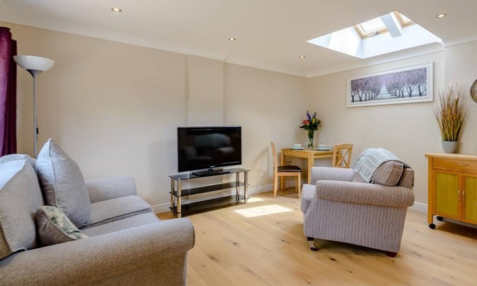 Newcastle-upon-Tyne Cottage | Graceys Causey Arch Cottage near Beamish Museum