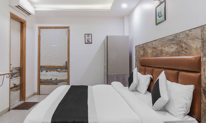Mahipalpur Extension Bed & Breakfast | Gracious by Vishesh Hotels & Home Stay
