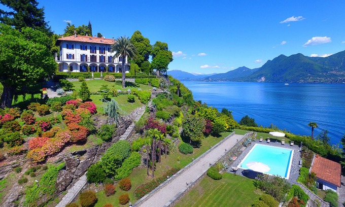 Verbania Villa | Gracious villa with pool and panoramic views! - Villino San Remigio 4 BEDROOMS