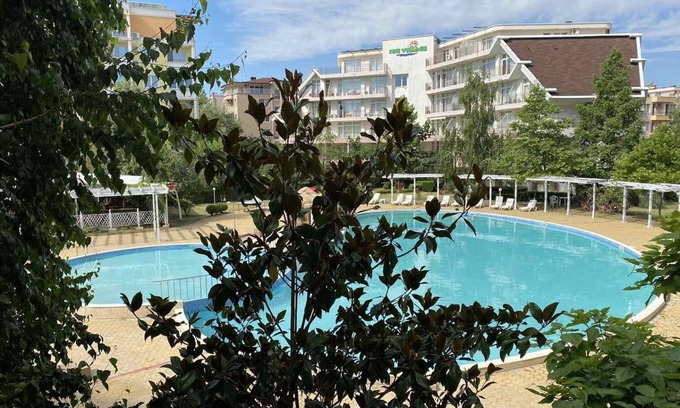 Chaika Apartment | Grahams Spacious 2 bed apart for rent at Sunny Beach