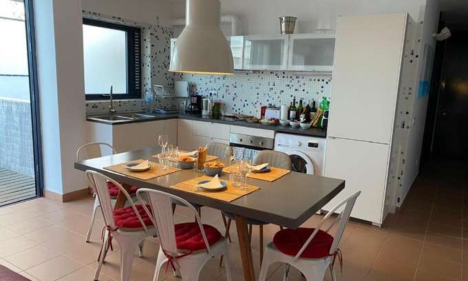 Bahia Calma Apartment | gran terrazza, vista oceano, confortevole, ampio, Wi-Fi