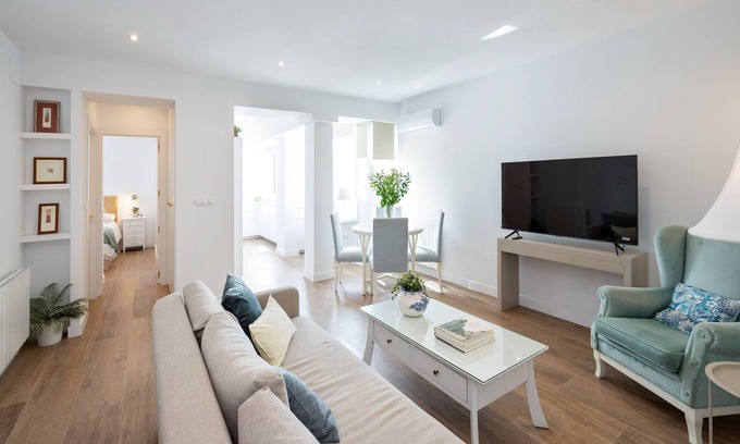 Figares Apartment | Granada Center Heaven Apartment