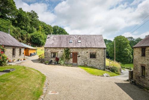 Tremain House | Granar-Y-Rhiw