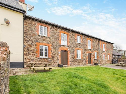 Chittlehampton House | Granary Cottage - E5634
