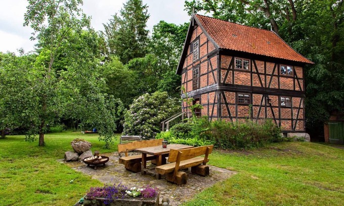 Nordburg House | Granary in the oak park, 107 m² and completely renovated
