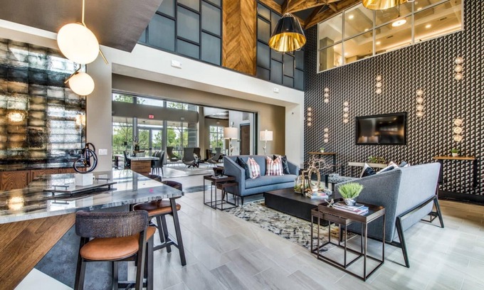 Montopolis Apartment | Grand 1BR King Suite Close to Downtown w Fast Wifi