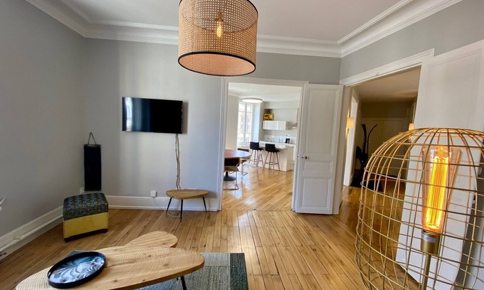 Moulins Apartment | Grand Appartement DE Caractere A Moulins