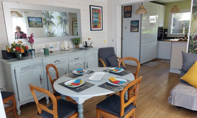 Batz-sur-Mer Apartment | Grand Appartement REZ DE Jardin, 100m Dela Plage