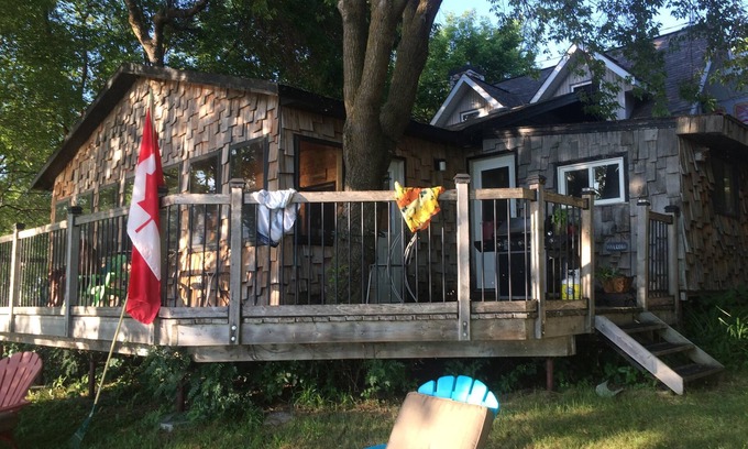 Grand Beach Cabin | Grand Beach Lakeside Cabin