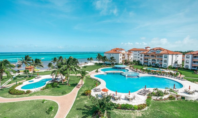 San Pedro Hotel | Grand Caribe Belize