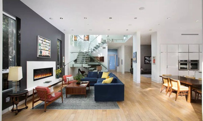 Beverly Grove House | Grand Escape ~ Stunning Contemporary Villa, Center of Los Angeles