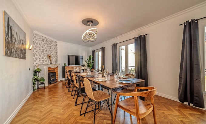 Vallieres Apartment | Grand Gite Proche Centre-ville Pour 24 Personnes