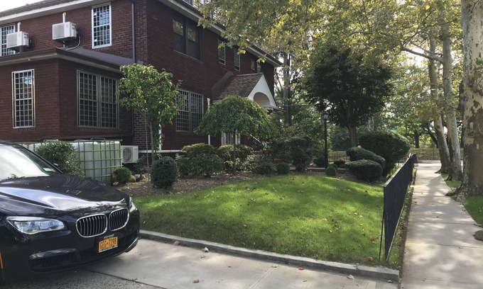 East Flushing House | Grand Home On Kissena Park in Flushing NYC