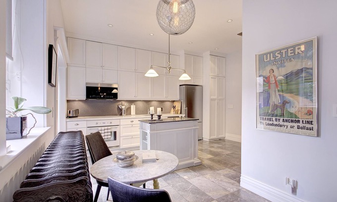 Palmerston House | Grand Home on Palmerston Blvd. near Little Italy