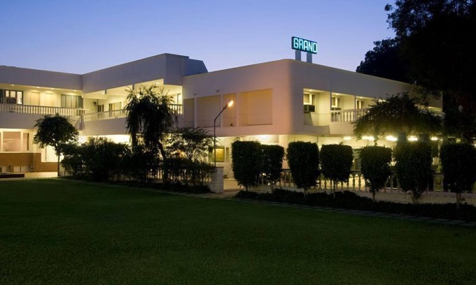 Agra Hotel | Grand Hotel Agra
