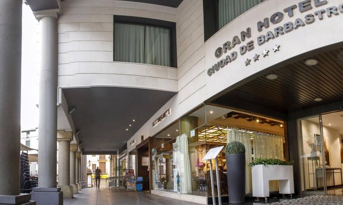Barbastro Hotel | Grand Hotel Ciudad De Barbastro