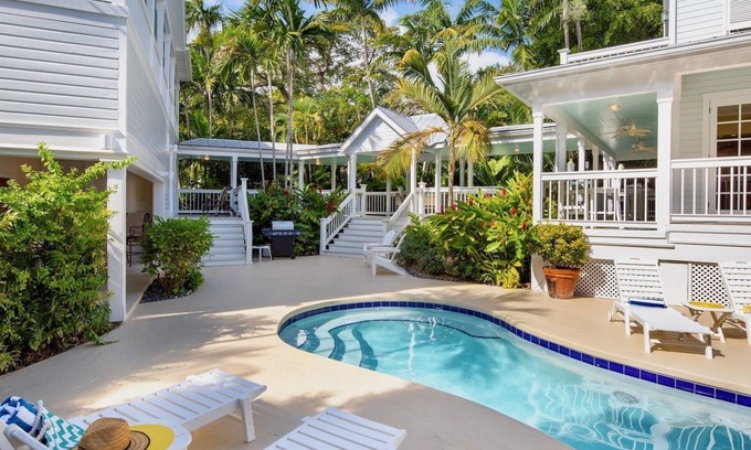 Bahama Village House | *GRAND KEY OASIS @ THE ANNEX* Magnificent Estate & Pool + LAST KEY SERVICES…