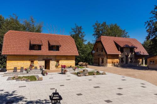 Jezerce House | Grand Lakes 2