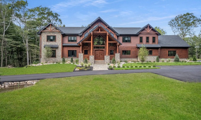 Lake Harmony House | "Grand Lodge" Majestic 9,800 sq ft, 10-Bed, 6-Bath, Indoor Pool, Game Room, Whole House Sound System