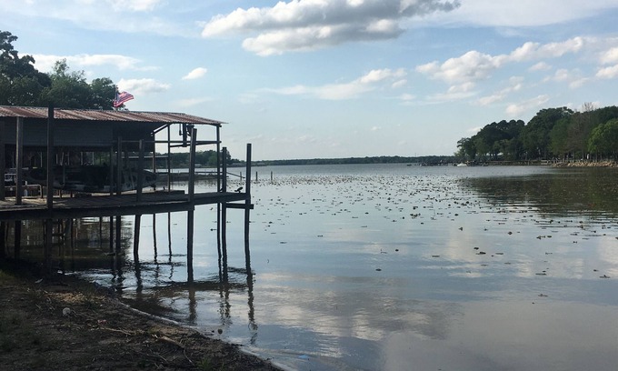 Wills Point Cottage | Grand opening price! Taste Authentic Tiny Living on the beautiful Lake