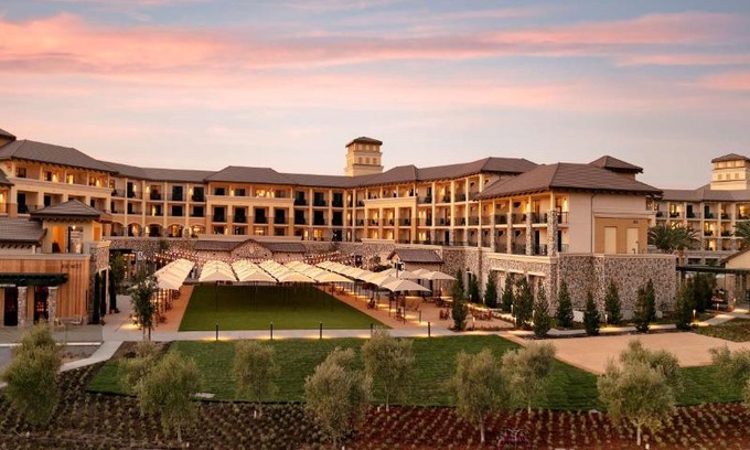 Napa Hotel | Grand Reserve at The Meritage