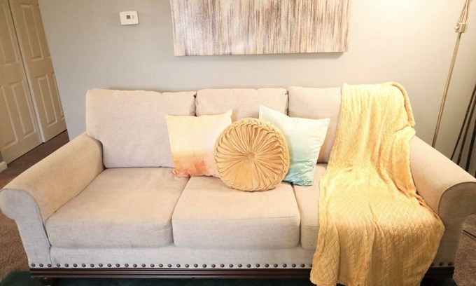 Babe Denny House | Grand Rising Home/4 Mins Dtwn