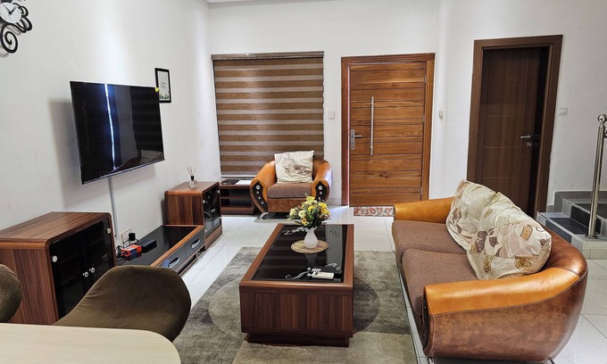 Ogombo Apartment | Grand Safira Apartments