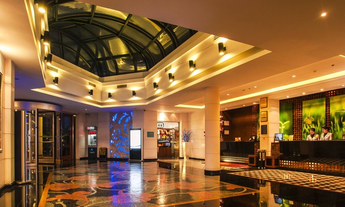 Xuhui Hotel | Grand Skylight Gardens Hotel Shanghai