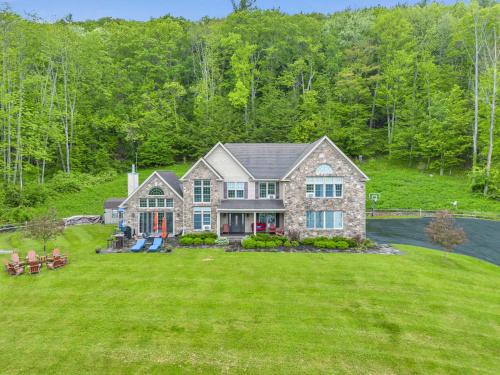 Cooperstown - Otsego Lake House | Grand Slam Lake House Cooperstown Dreams Park