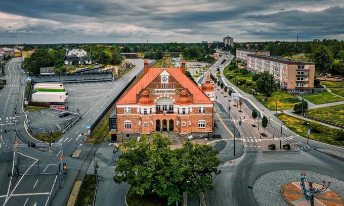 Centrum Hotel | Grand Station - Restaurang & Rooms