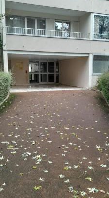Saint-Gratien Apartment | Grand Studio 25 min Paris Porte Maillot