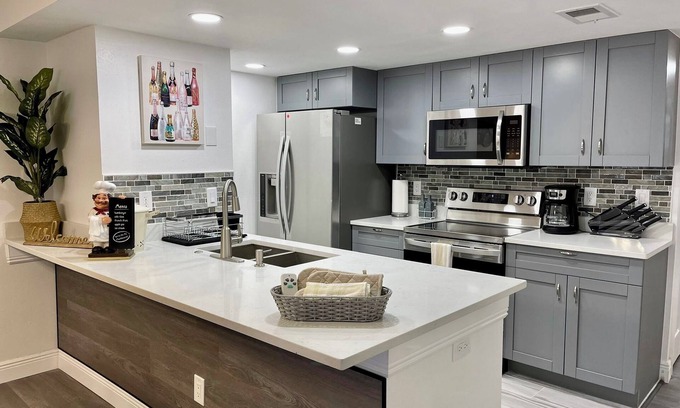 Royal Palm Bay Apartment | Grand Superior 3BR Condo Near Disney Parks #10